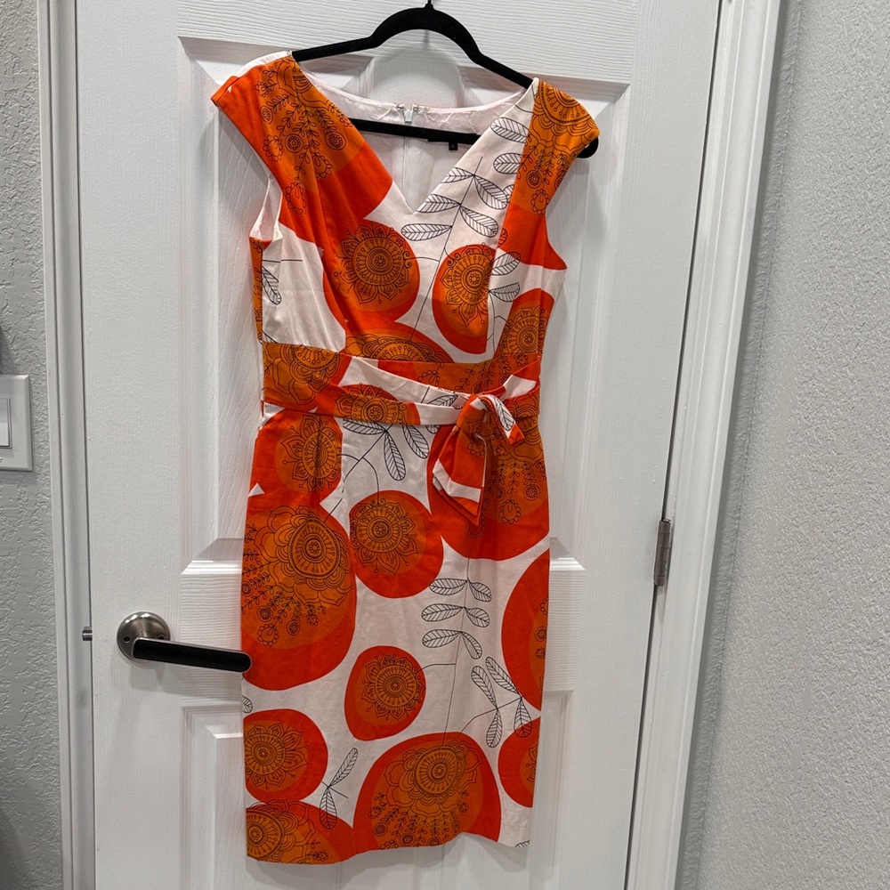 David Meister Vibrant Orange and White Midi Dress
